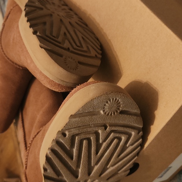 UGG Brown Boots - Picture 3 of 4